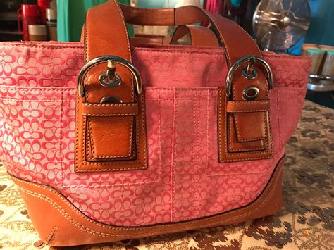 pink coach bag vintage.